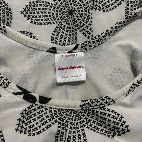 Hanna Andersson Dress 5 Skater White Black Floral Dress Pockets Short Sleeve - Picture 4 of 7